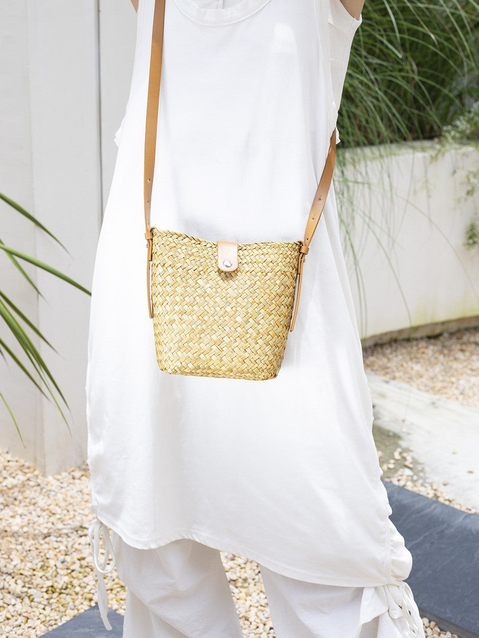 Artisan Handmade Straw Crossbody - Mini Phone Shoulder Bag